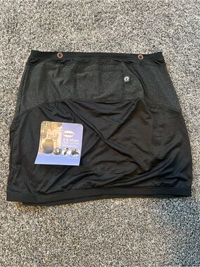 New Boppy Black Nursing Skirt with Pocket